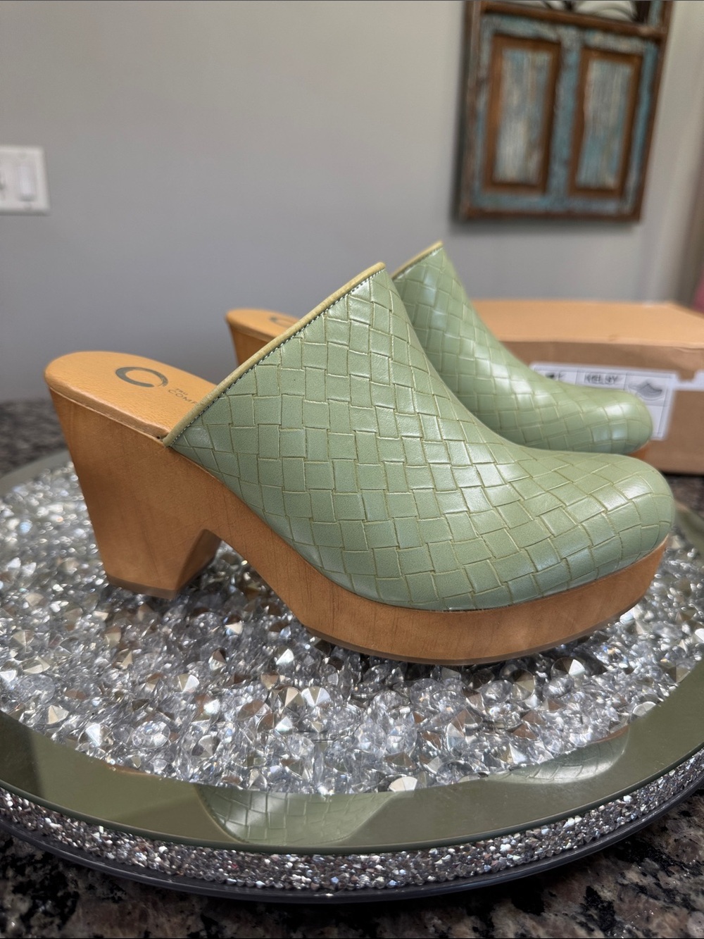 Journee Collection Pistachio Woven Clog Mules comfort foam NEW 7.5